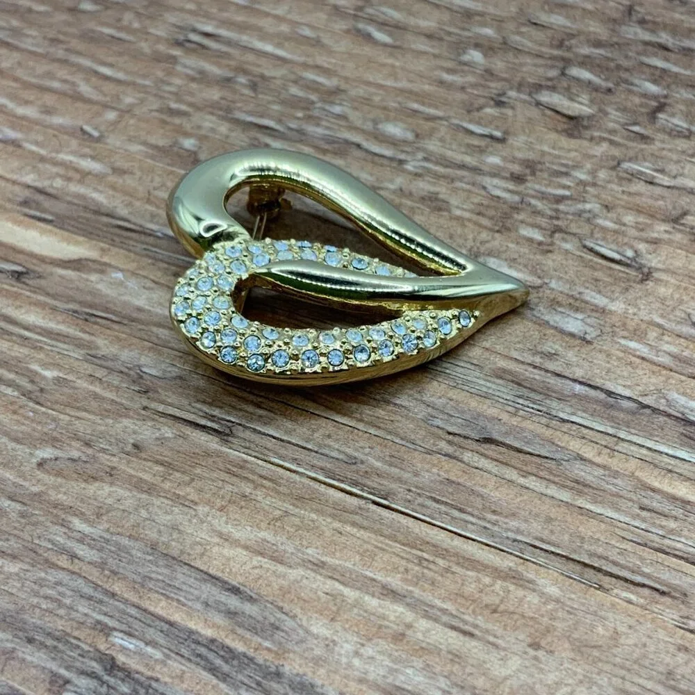 Napier Vintage Rhinestone Gold Tone Heart Brooch